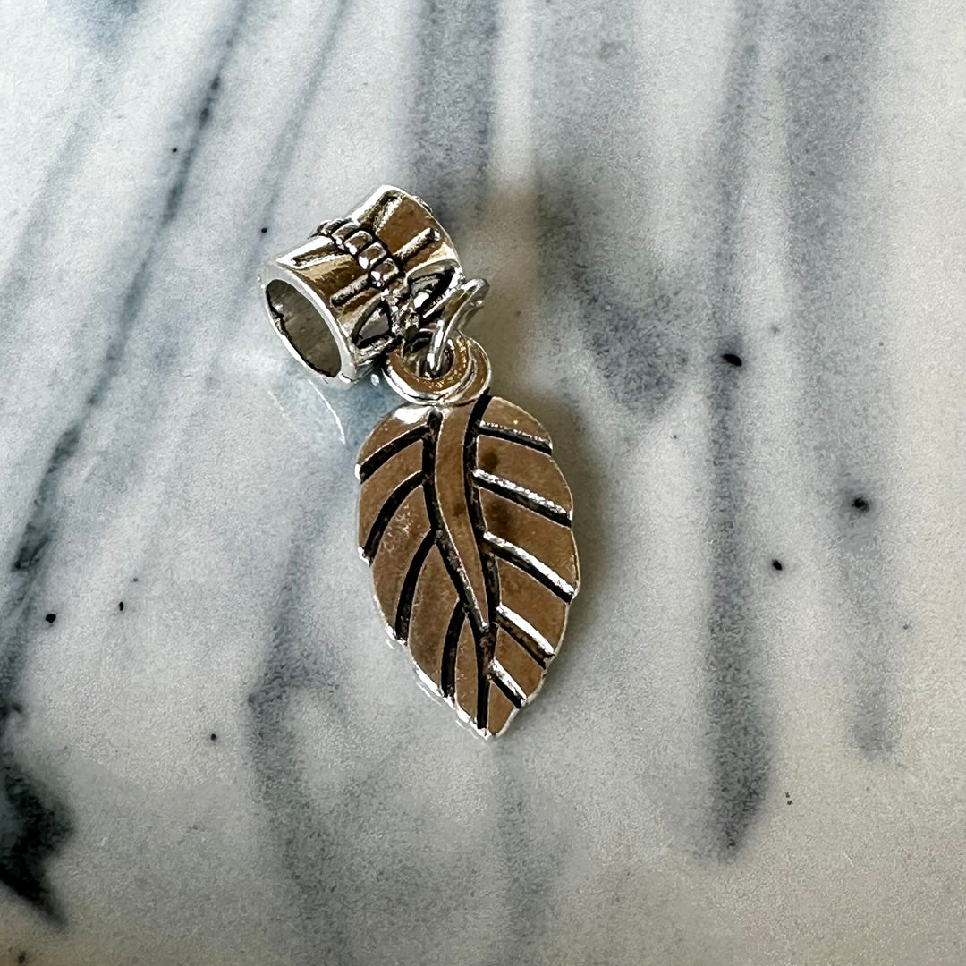 Leaves Round